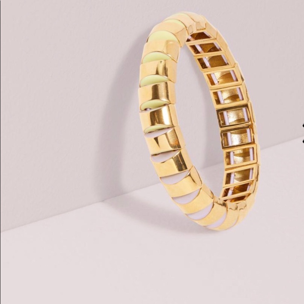 Sliced scallops small metal stretch bracelet